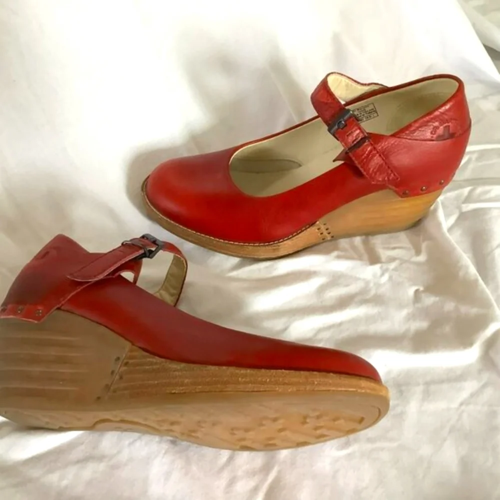Dr Martens DOLORES Rare Women's High Heeled Mary Janes | Size 8 Deep Red - Picture 3 of 6